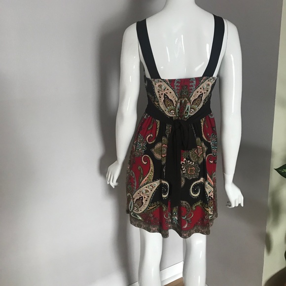 Above the knee dress - Picture 2 of 4